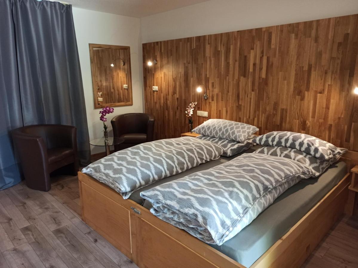 Hinterzhof Max Motel المظهر الخارجي الصورة