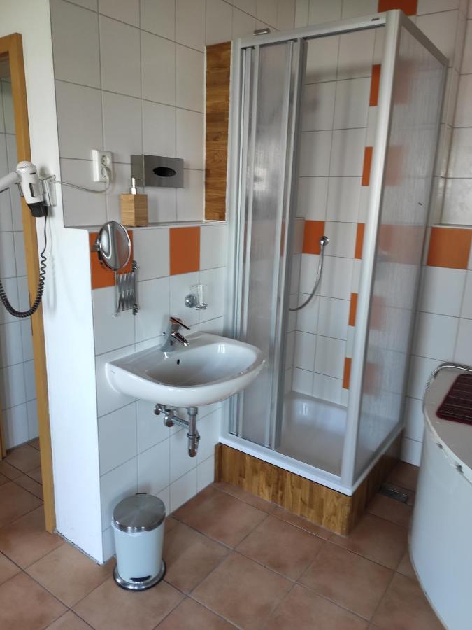 Hinterzhof Max Motel المظهر الخارجي الصورة