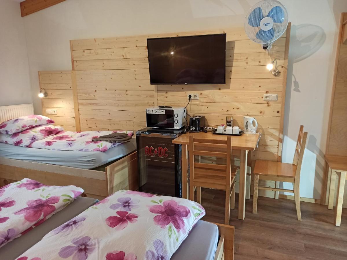 Hinterzhof Max Motel المظهر الخارجي الصورة